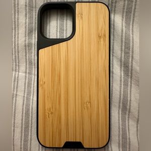 Mous iPhone 12/12 Pro Bamboo Case w/MagSafe Compatibility